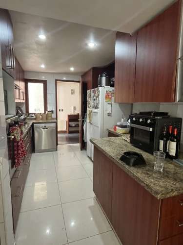 EXCELENTE CASA SAN CARLOS APOQUINDO  GRAN OPORTUNIDAD