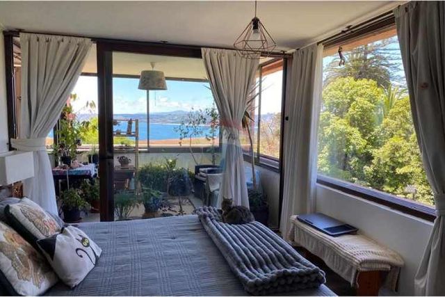 Departamento 4 dormitorios con vista al mar