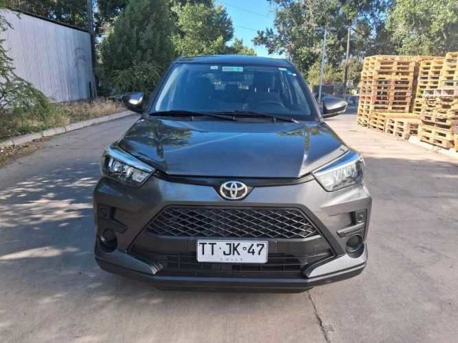 TOYOTA RAIZE 2025