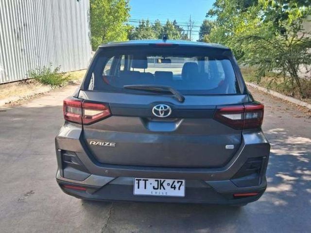 TOYOTA RAIZE 2025