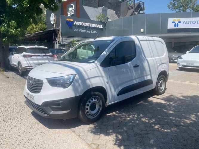 OPEL COMBO 2023