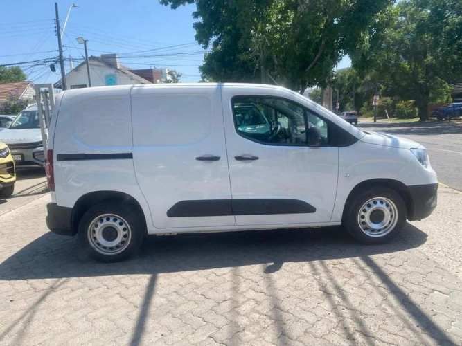 OPEL COMBO 2023