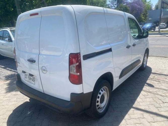 OPEL COMBO 2023