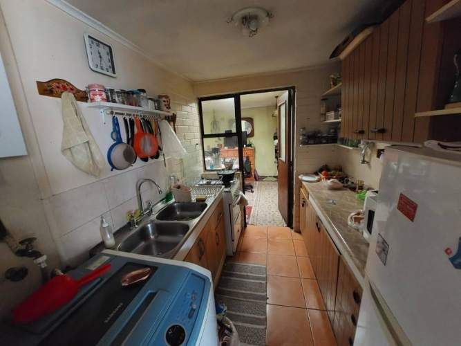 Vendo a pasos de Inacap.