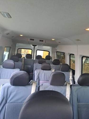 Vendo Furgon escolar Maxus