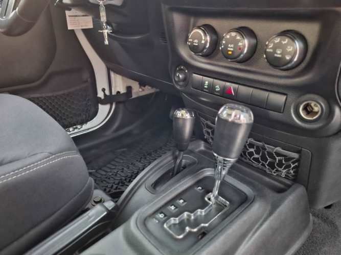 JEEP WRANGLER SAHARA UNLIMITED 2013 DIESEL