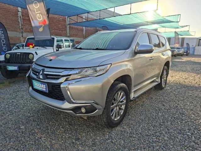 MITSUBISHI MONTERO SPORT 4X4 2017