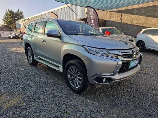 MITSUBISHI MONTERO SPORT 4X4 2017
