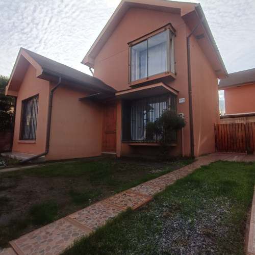 Arriendo Casa 4 Dormitorios 2 Baños – Villa El Madrigal, Buin