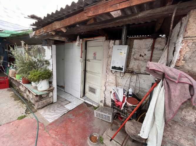 Fuente de Soda 140 m2 útiles, 2.100 m2 terreno