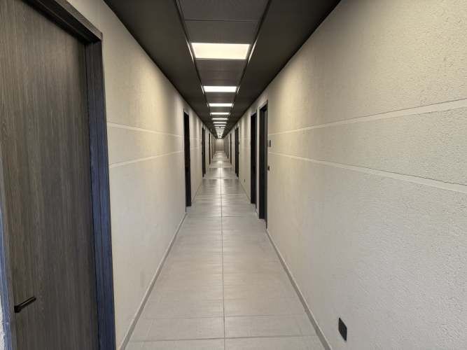 Oficina 31 m2 con estacionamiento y bodega