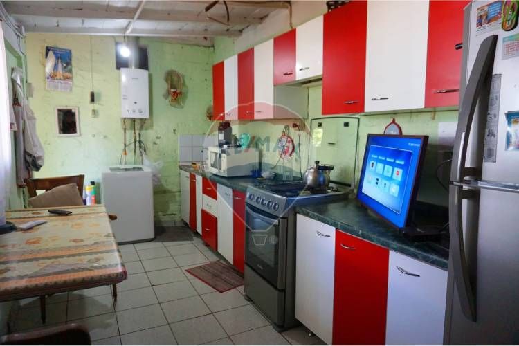 Comoda casa a cuadras del metro la granja