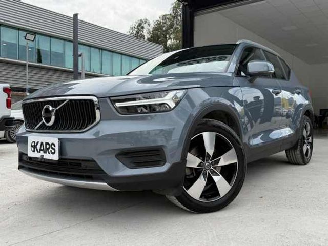 VOLVO XC40  2022