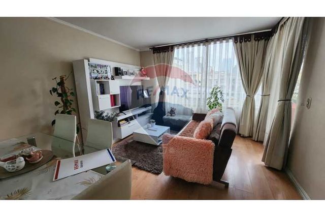 Arrienda depto 1d/1b en carmen