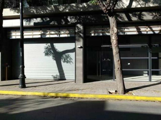 Últimos Locales Comerciales en Santiago Centro - Abdón Cifuentes 150