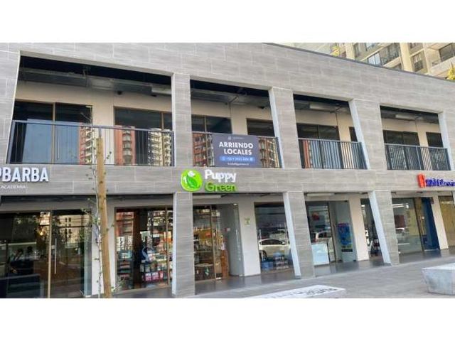 Últimos 2 locales (entrega inmediata) - Segundo piso con ascensor