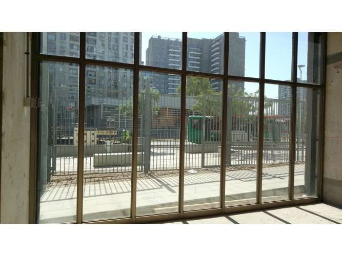 Nuevos locales comerciales alrededor de metro Franklin