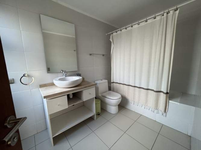 Se vende o arrienda casa en Las brisas de Chicureo