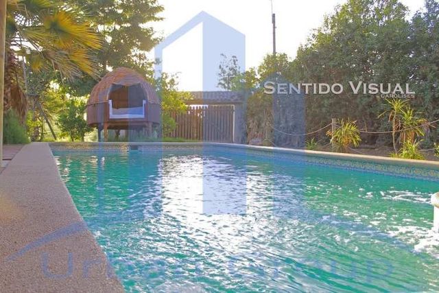 PRECIOSA PARCELITA - A PASOS DE COMERCIO - PISCINA - TINAJA