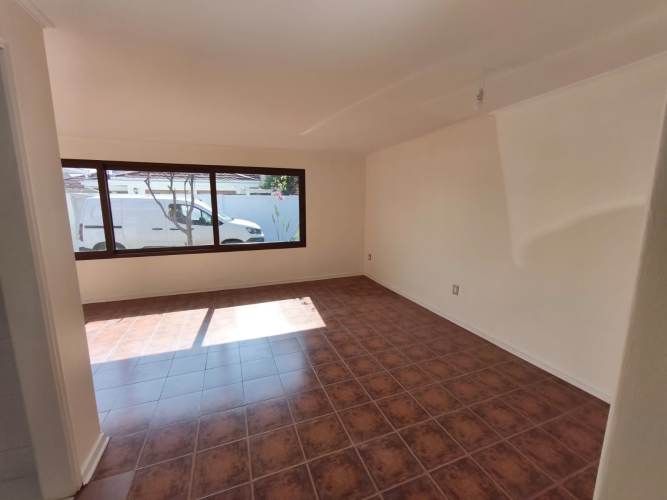 EXCELENTE PROPIEDAD REMODELADA CON 2 CASAS (4D-3B) – MANUEL ANTONIO MAIRA, PROVIDENCIA