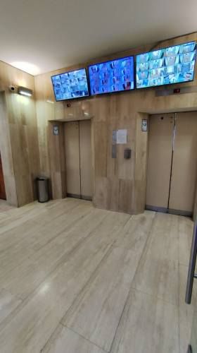 OFICINA / IMPECABLE / METRO U. DE CHILE