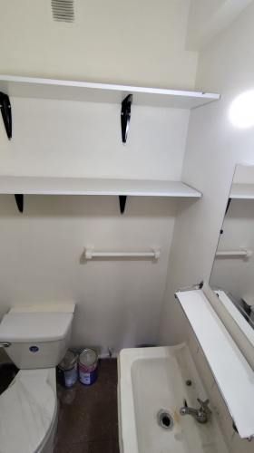 OFICINA / IMPECABLE / METRO U. DE CHILE