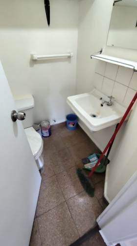 OFICINA / IMPECABLE / METRO U. DE CHILE