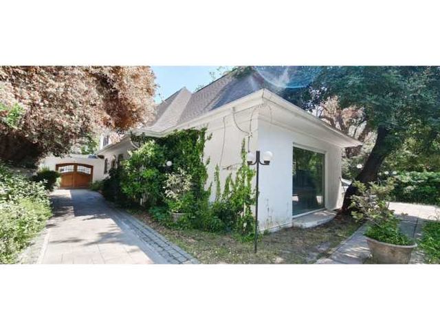 Se vende casa para oficina en el Golf