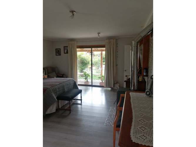 VENTA DE PARCELA CON CASA, DEPARTAMENTO, QUINCHO, JARDINES Y QUINTA FRUTAL EN CHADA, PAINE.