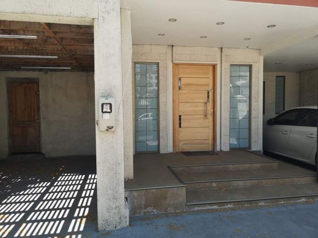 LIQUIDAMOS LINDA CASA  ÑUÑOA, APTA EMPRESAS