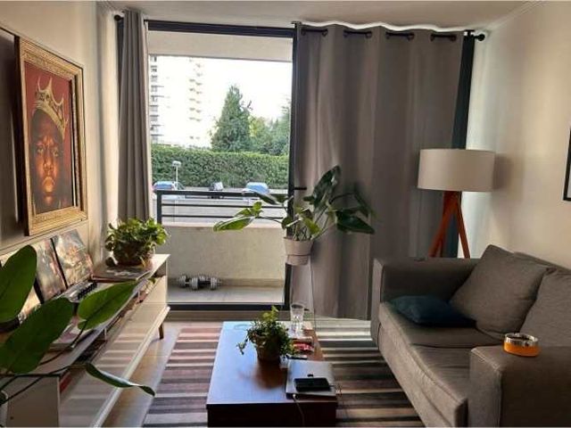 Departamento con diseño industrial, cómodo y cercano a la nueva línea 8 del Metro