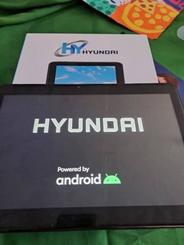 Tablet hyundai