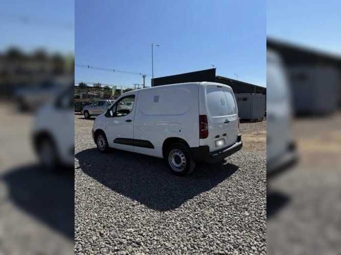 PEUGEOT PARTNER 2022