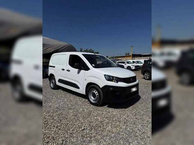 PEUGEOT PARTNER 2022