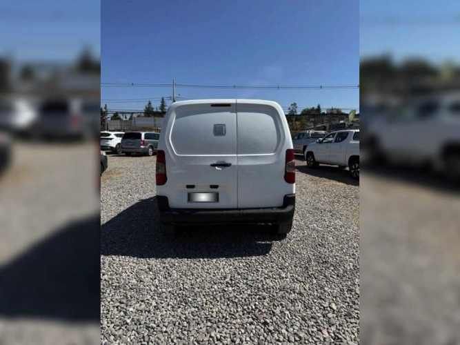 PEUGEOT PARTNER 2022