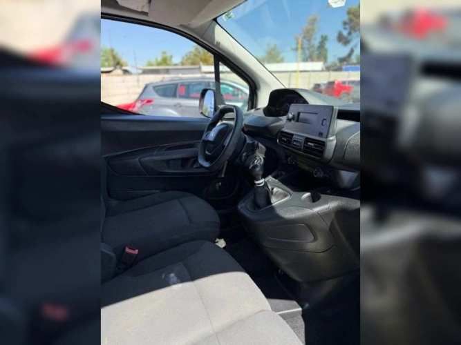 PEUGEOT PARTNER 2022