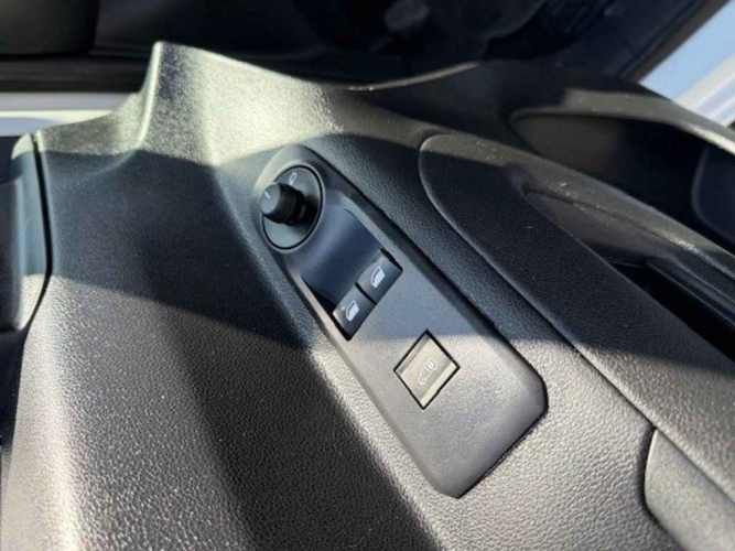 PEUGEOT PARTNER 2022