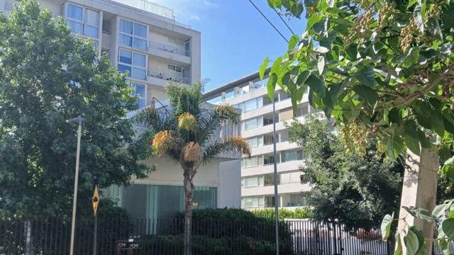Departamento en arriendo c/ estacionamiento en Alto Las Condes