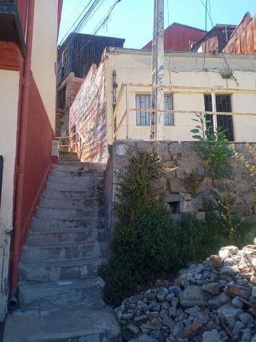 CASA EN CERRO TURISTICO