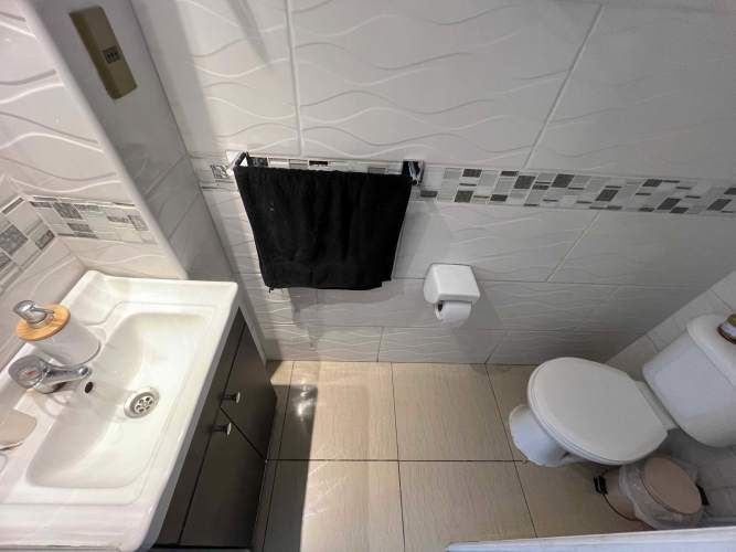 Cómoda Casa 4D 2B 2E 1B - OPORTUNIDAD! (132954)