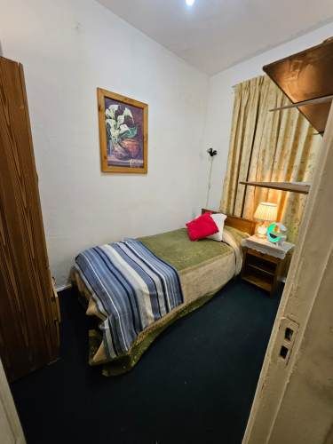 Se arrienda habitación amoblada metro Santa Ana - Cocina privada