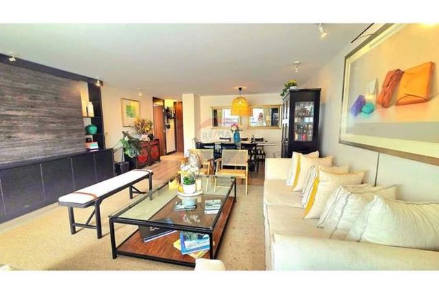 Remodelado- a pasos del metro-zona segura