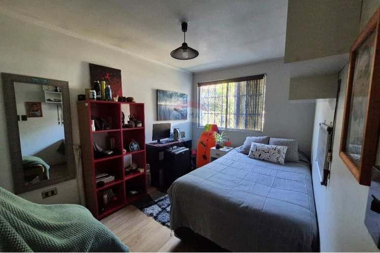 Casa de 171 m2 en peñalolen con control de acceso