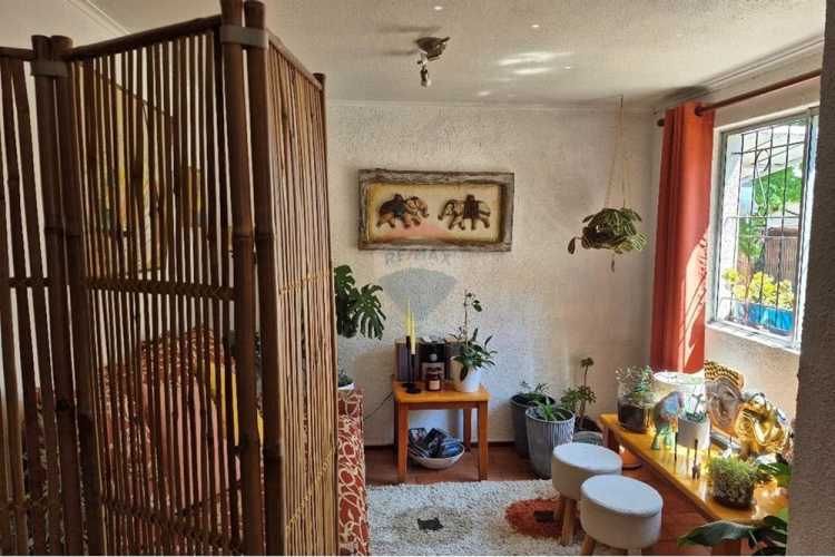 Casa de 171 m2 en peñalolen con control de acceso