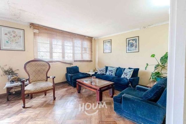 Casa con Amplio Terreno en Alcalde Jorge Monckeberg