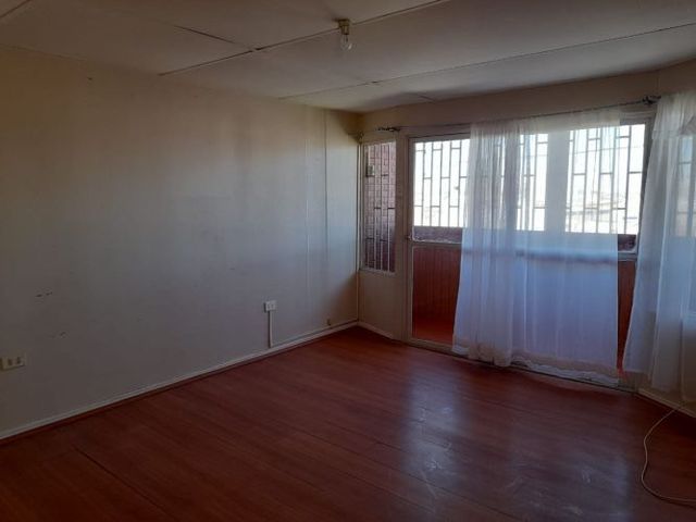 Venta de botillería más casa