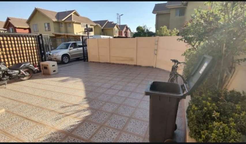 ARRIENDO CASA VALLE GRANDE