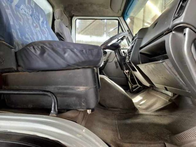 Volkswagen Worker 31-260e + Hookloader para 20 toneladas