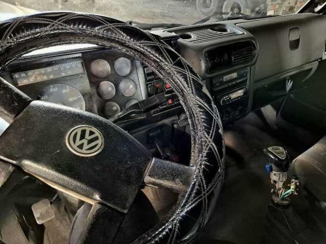 Volkswagen Worker 31-260e + Hookloader para 20 toneladas