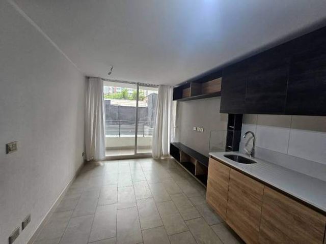 Arriendo 2D+1B CON BODEGA. SANTA ELENA 1342